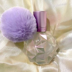 Ariana grande fragrance 1 fl oz “ moonlight”